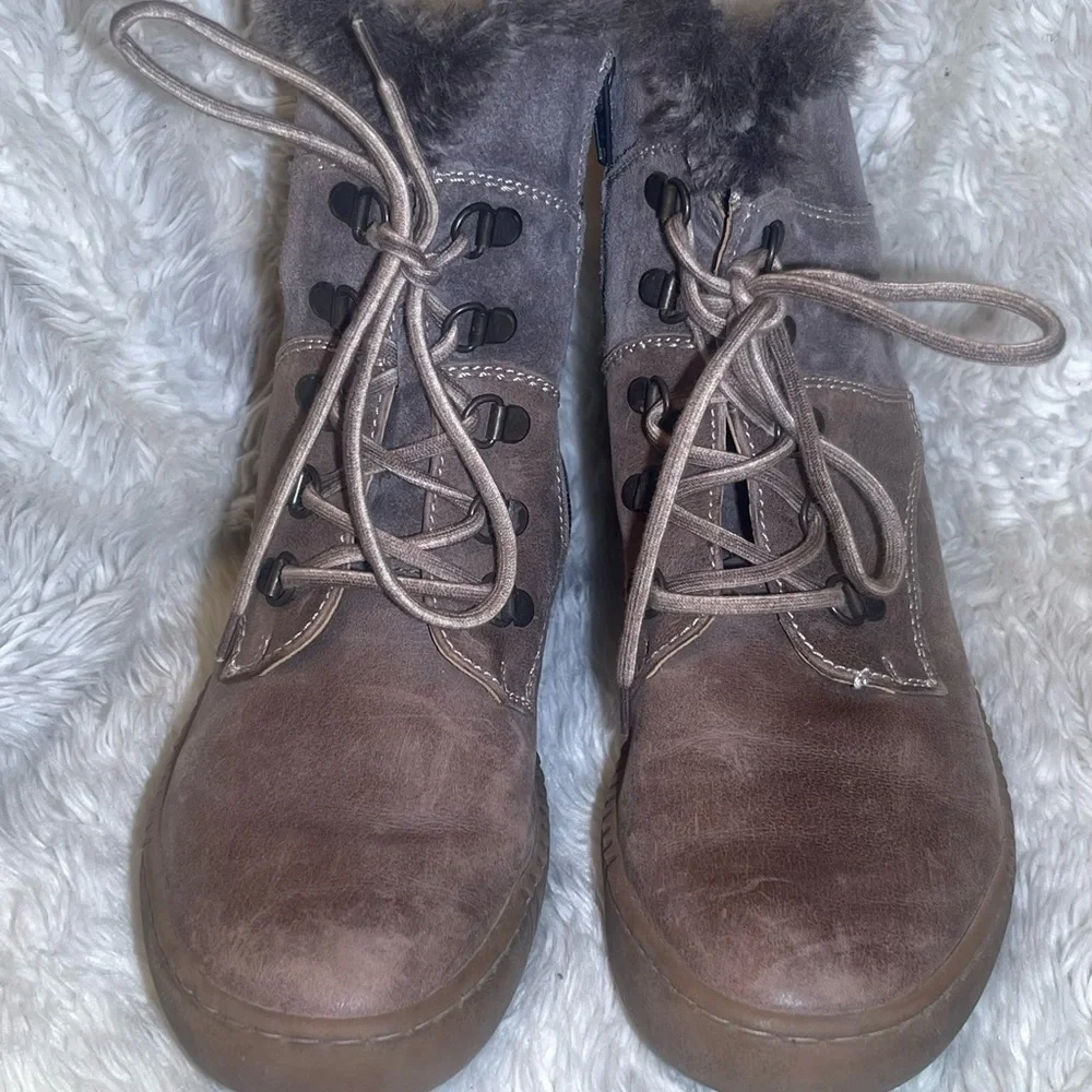 Josef Seibel Marren Women's Faux Fur Lace-Up Winter Boots size 6.5